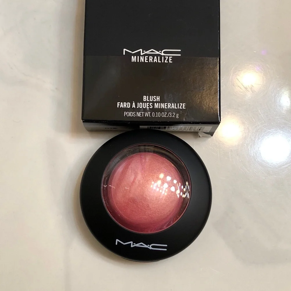 MAC Cosmetics Mineralize Baked Blush Shade Petal Power 3.2g Full Size NIB